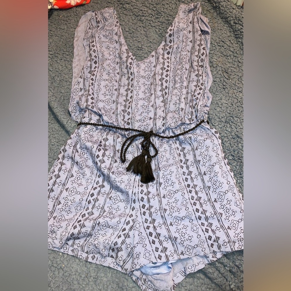 Blue BaileyBlue Aztec Print Sized Medium Romper